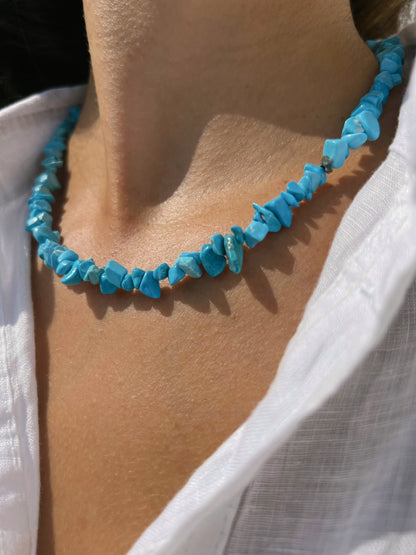 Collier en turquoise bleu - pierre de protection et de communication.