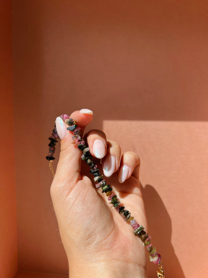 Bracelet en tourmaline. Bijoux énergétiques en tourmaline.